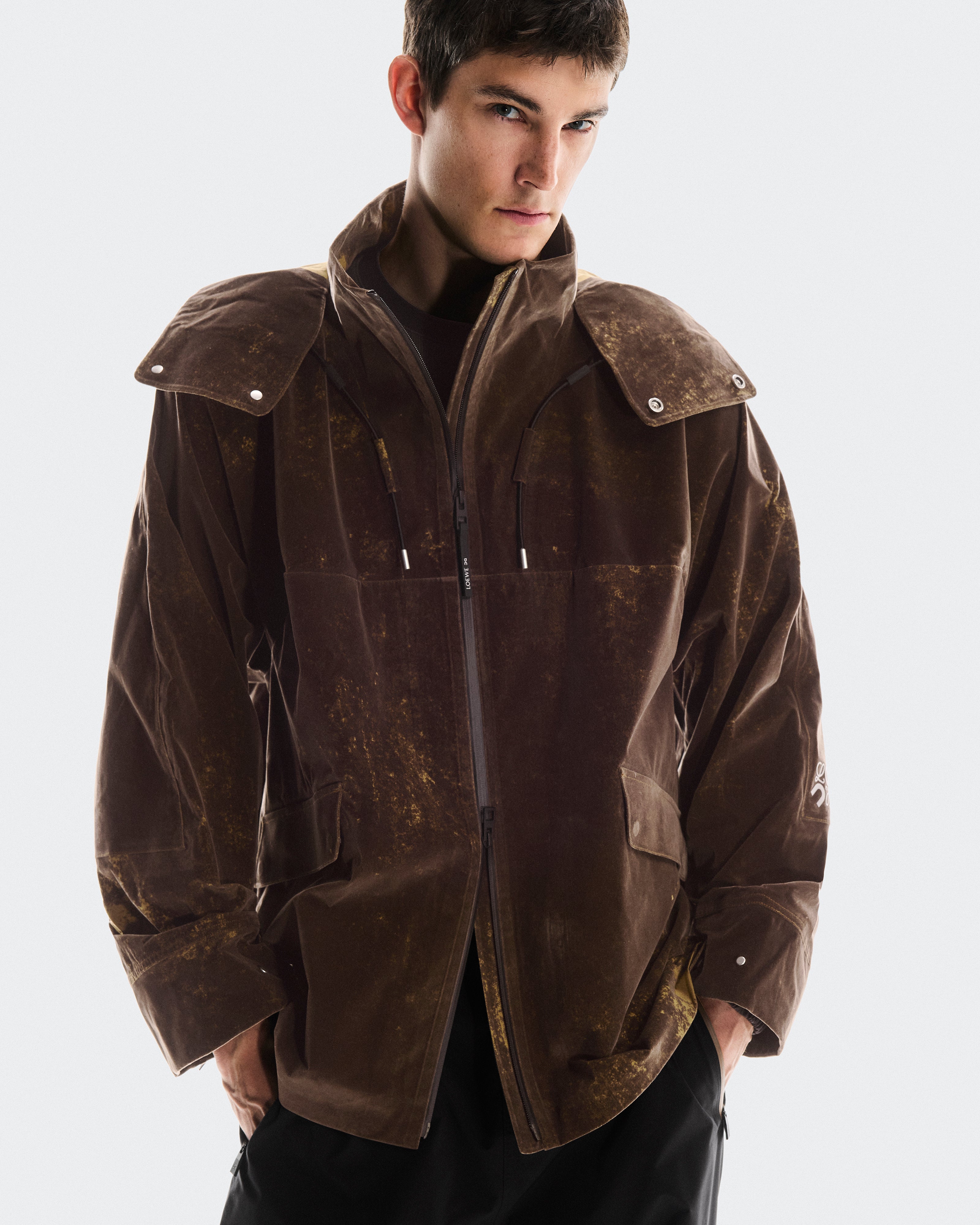 On Anorak Loewe Chocolate Brown