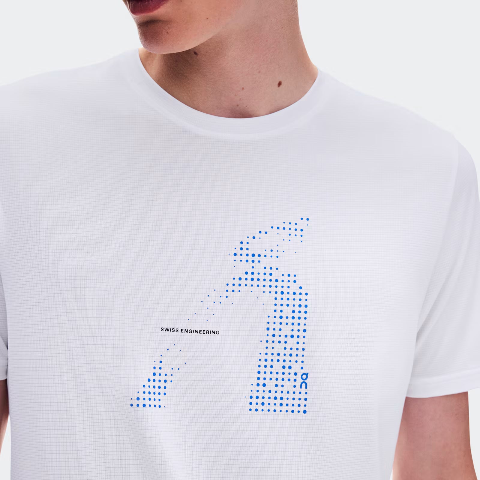 On Core-T Graphic White