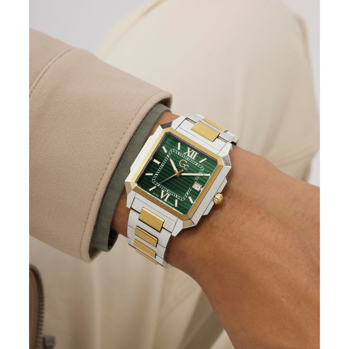 Gc Square 41mm Green Dial Analog Men Watch - Z74004G9