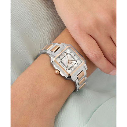Gc Square 32mm White Dial Analog Women Watch - Z72001L1