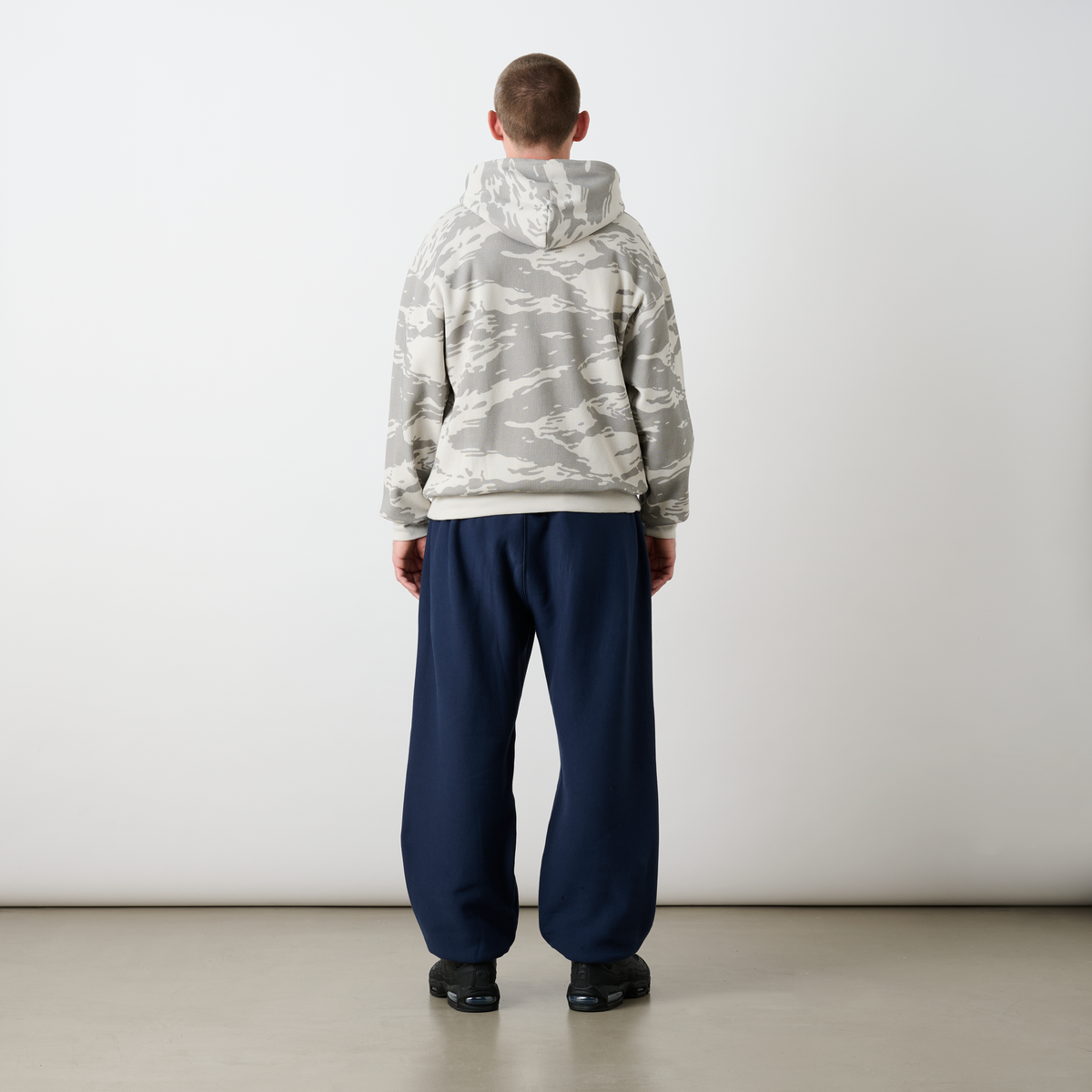 Palace Skateboards Unisex Jogger NAVY
