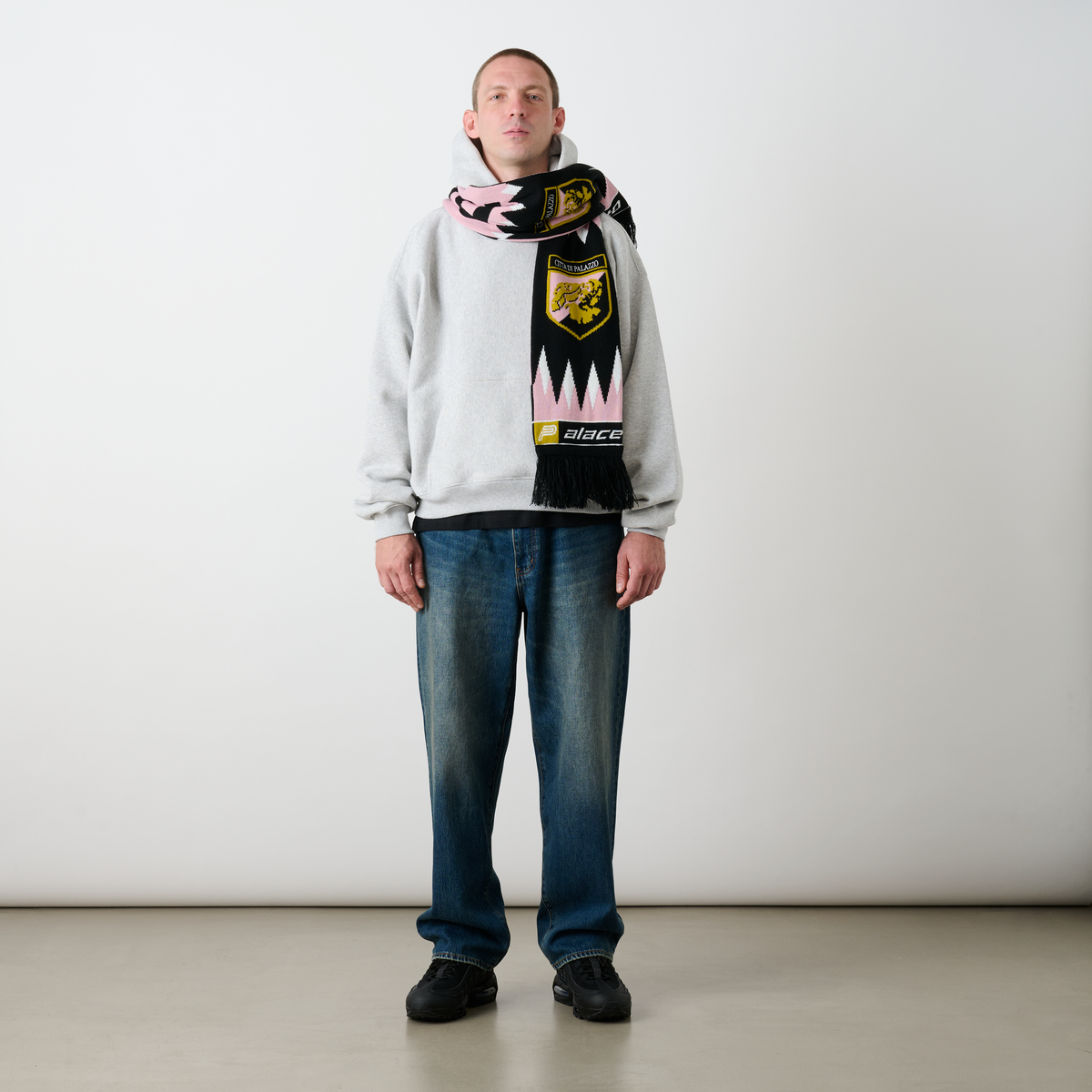 Palace Skateboards Palazzo Scarf PINK / Black