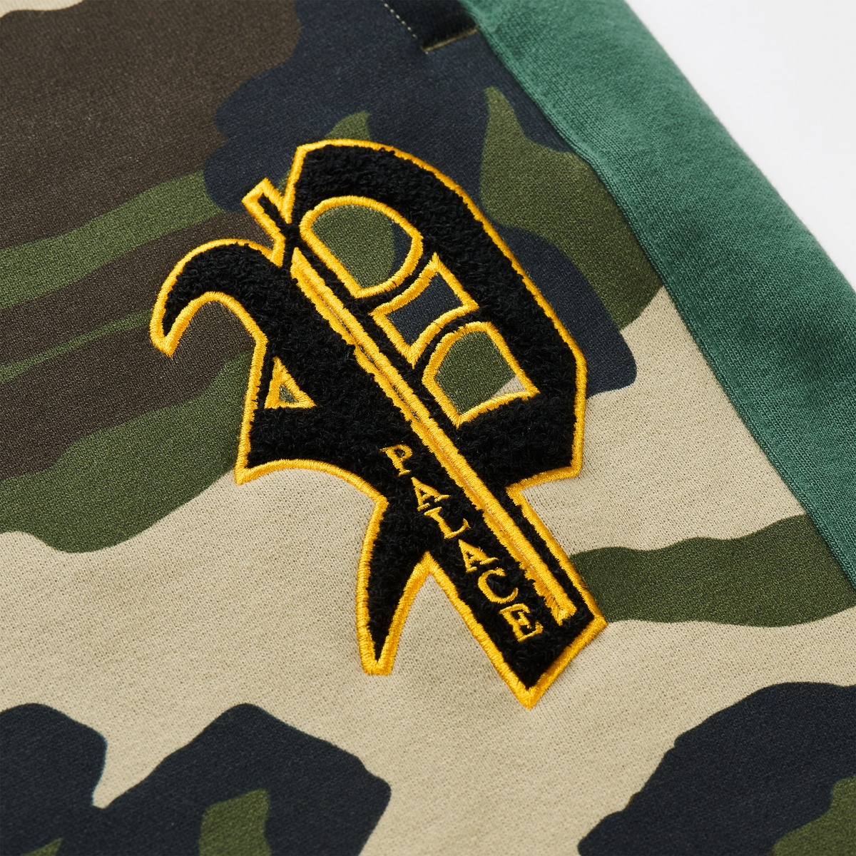 Palace Skateboards Legacy Jogger Woodland CAMO