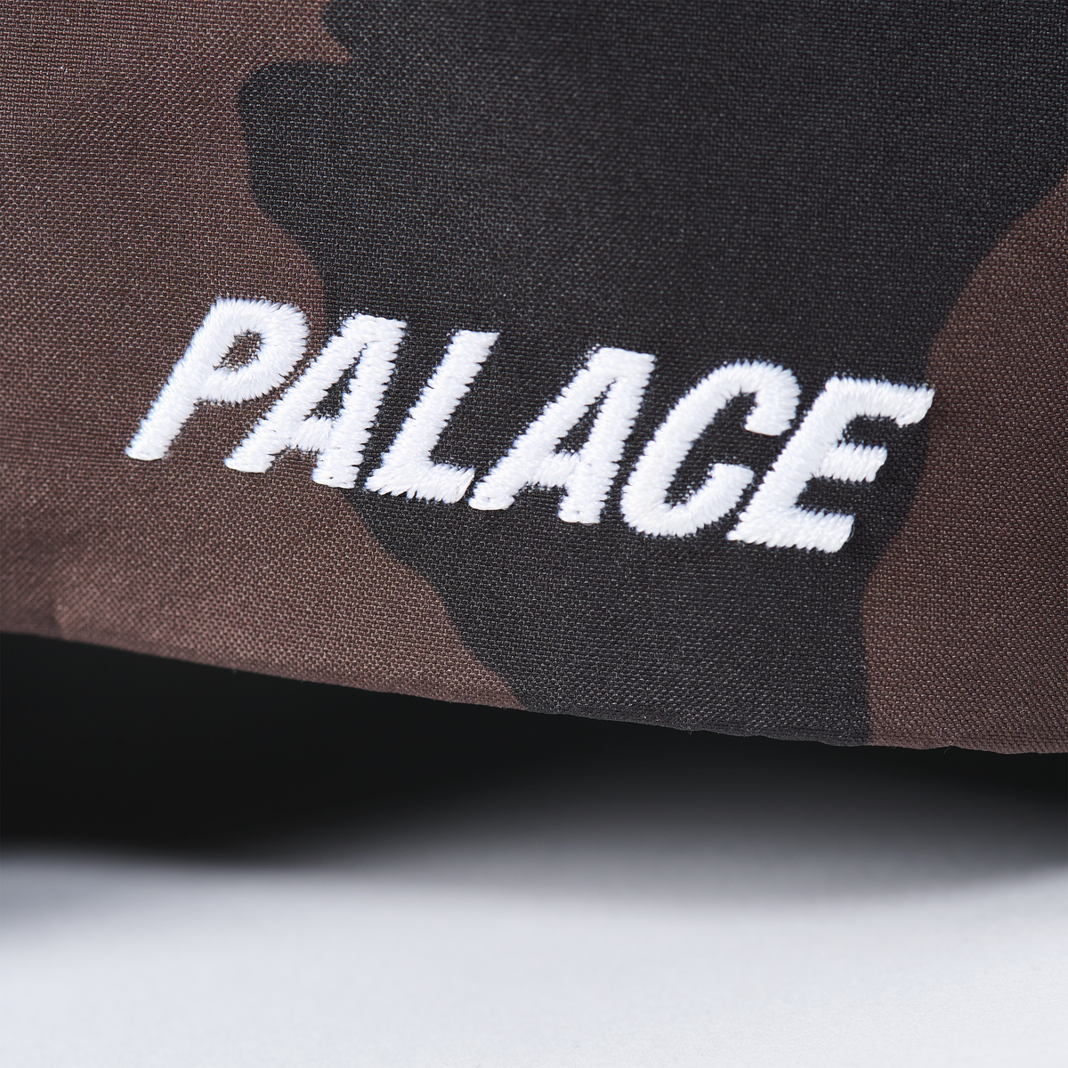 Palace Skateboards GORE-TEX P Frame 5-Panel Snapback Woodland DPM