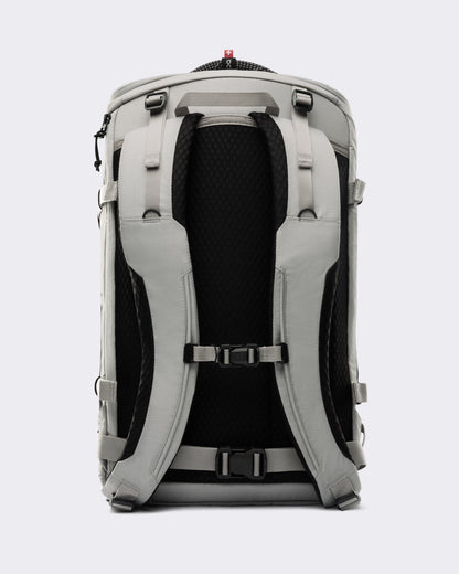 On Speed Pack 30L Glacier | Black