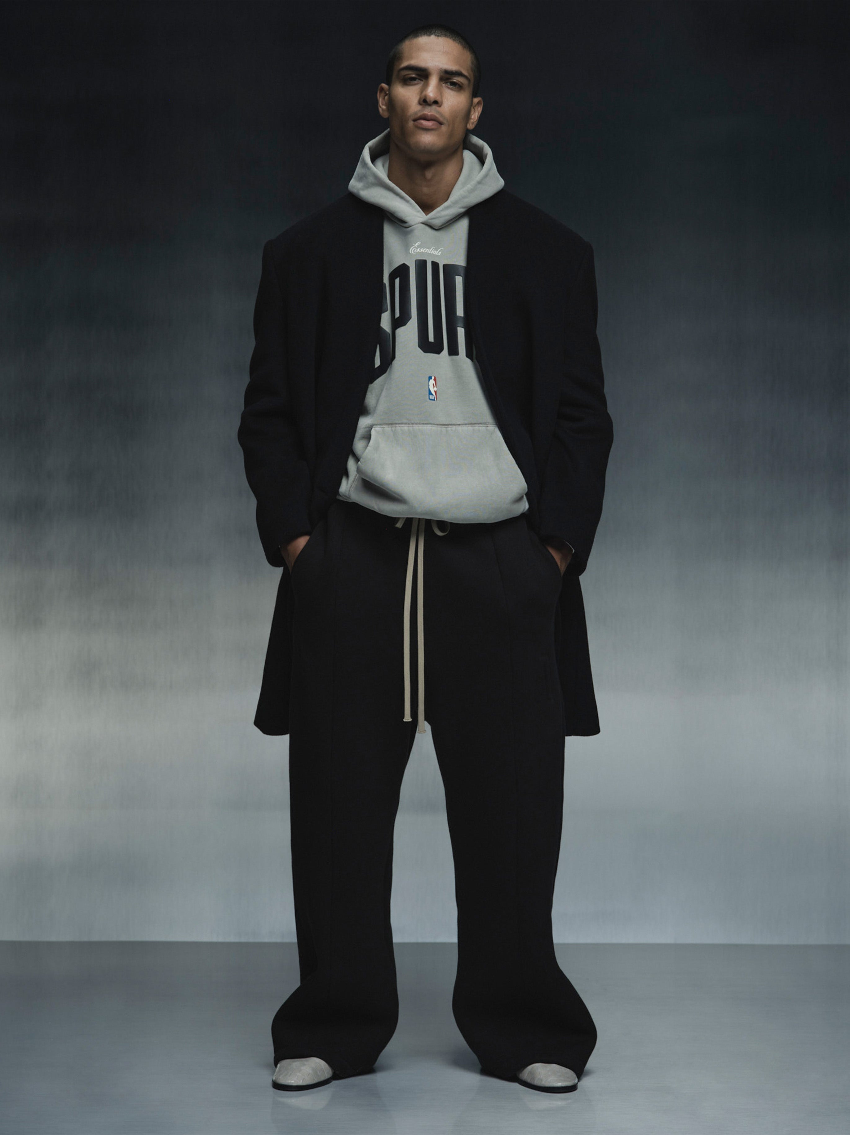 Essentials Spurs 90S Hoodie Seal
