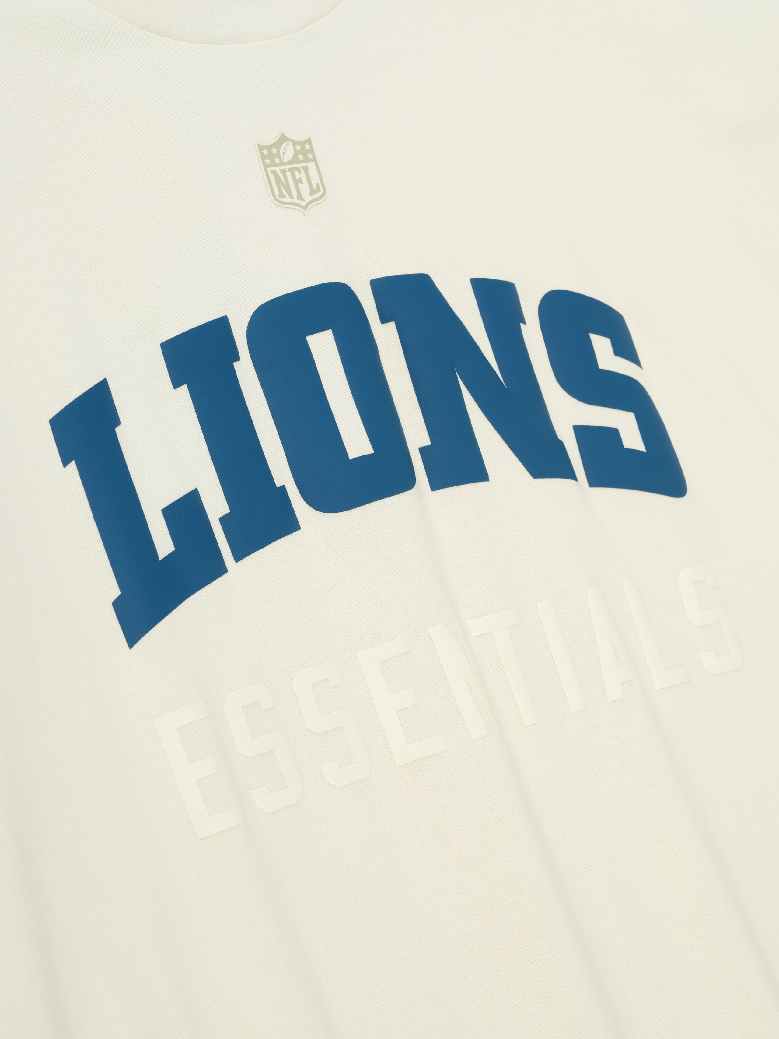 Essentials Lions 90S 3/4 Sleeve Football Tee Cream White