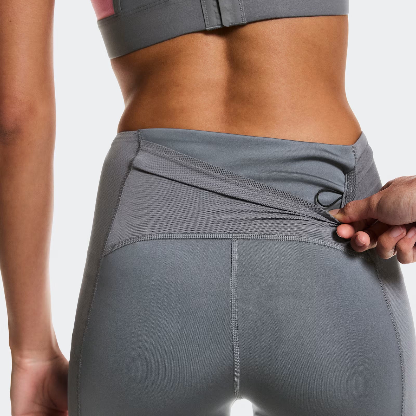 On Train Volt Tights 7/8 Rock (Women'S)