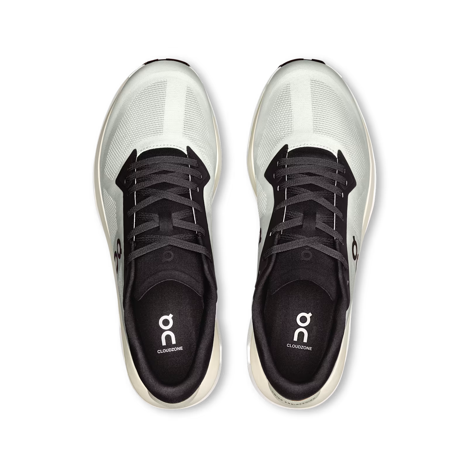 On Running Cloudzone Ice Black