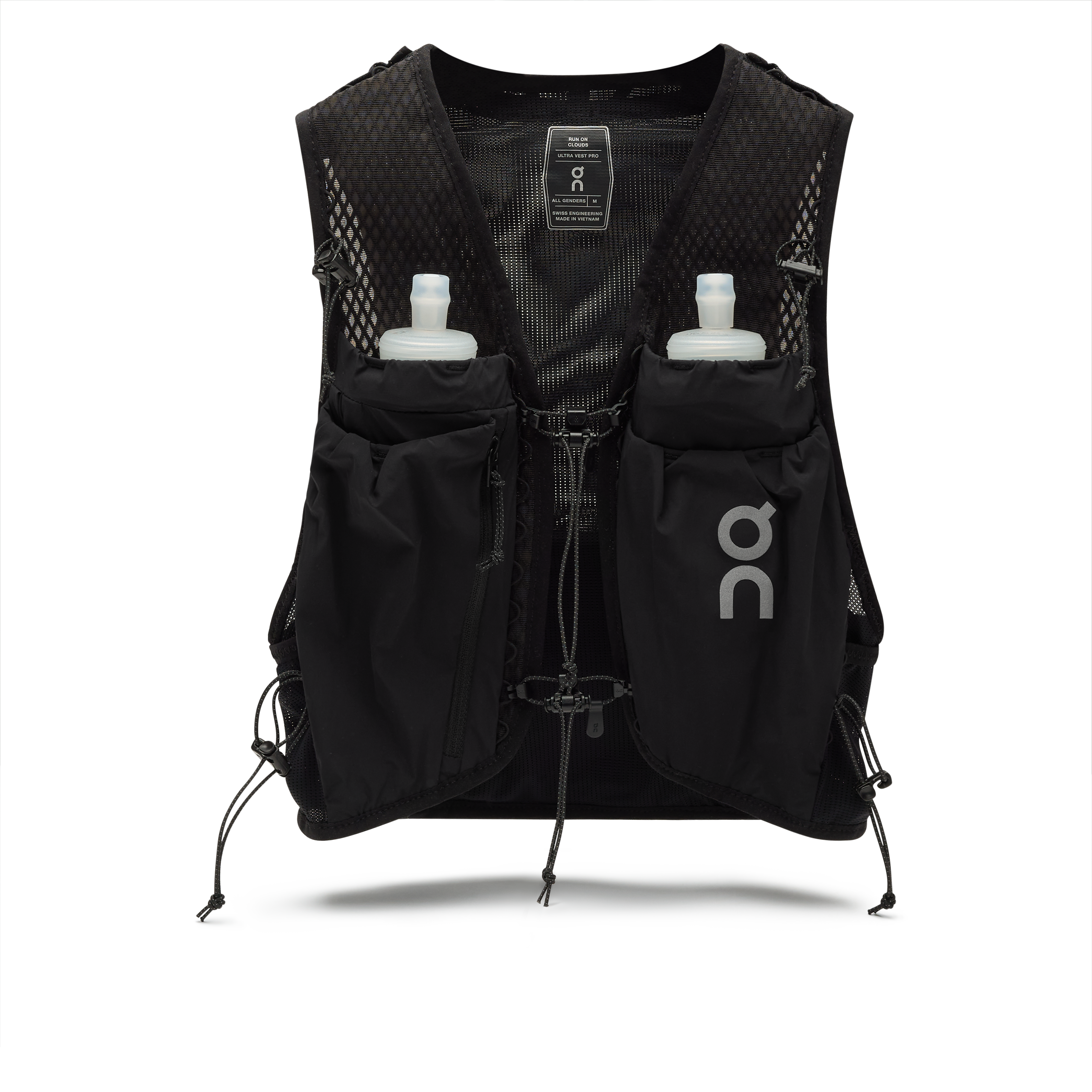 On Ultra Vest Pro Black