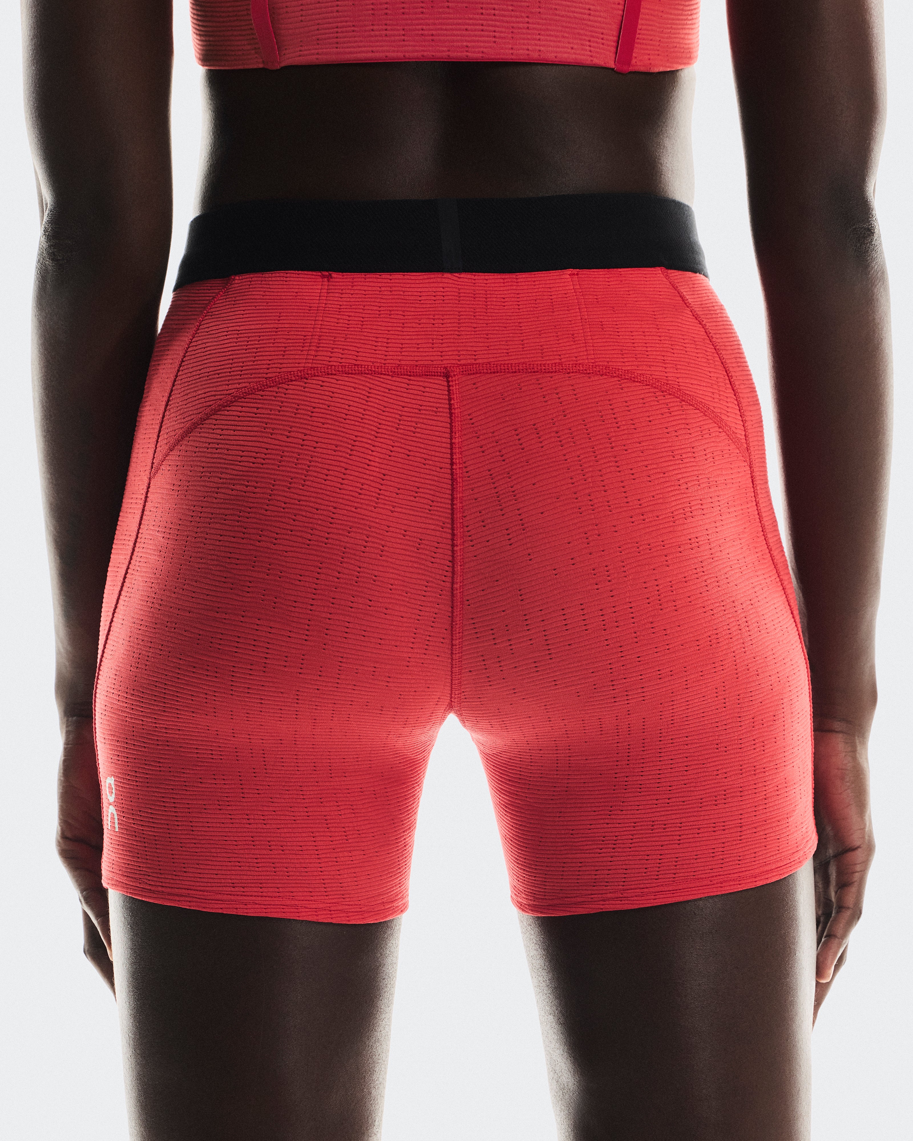 On Pace Tights Short Red (Women'S)
