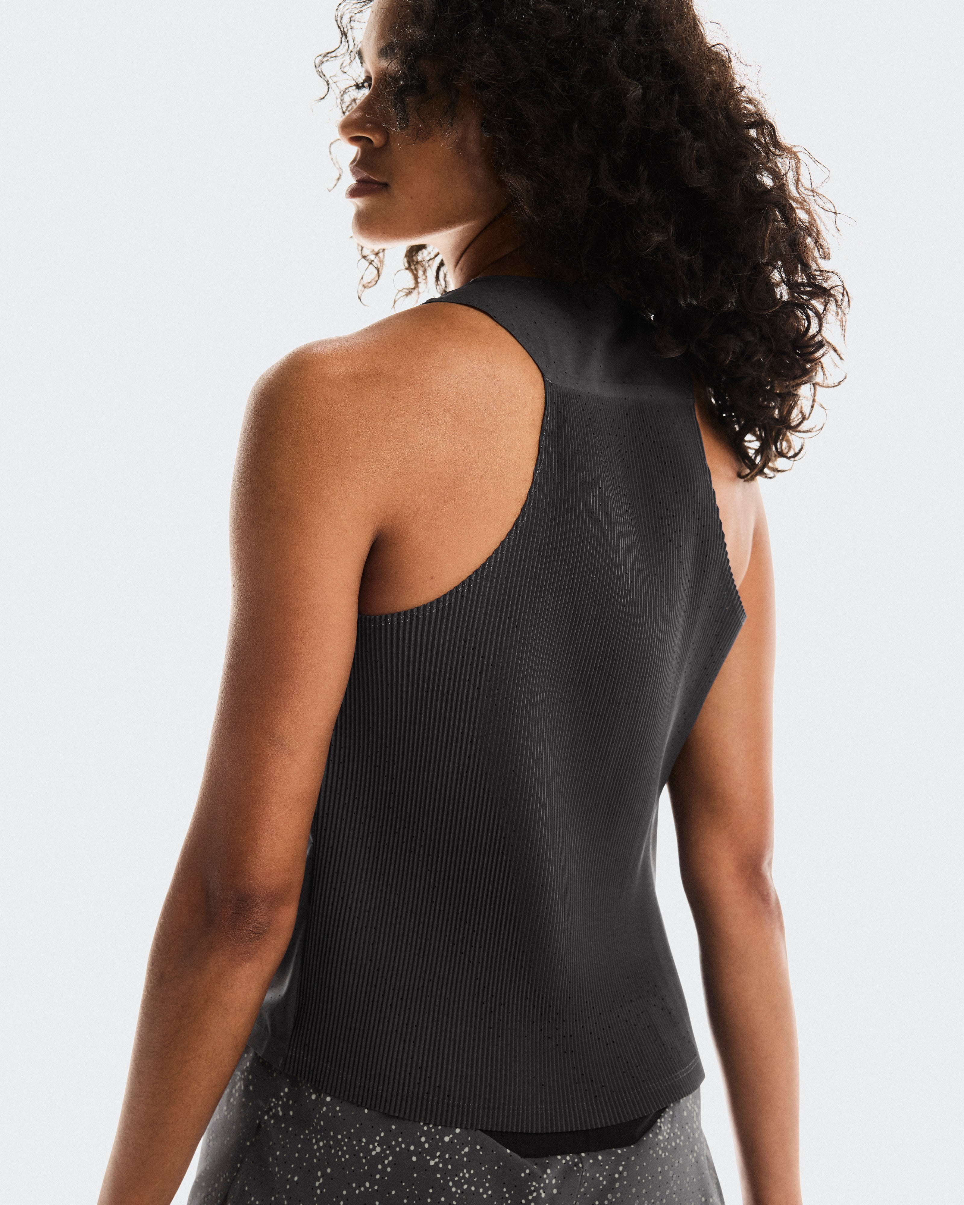 On Race Singlet Iron (Women's)