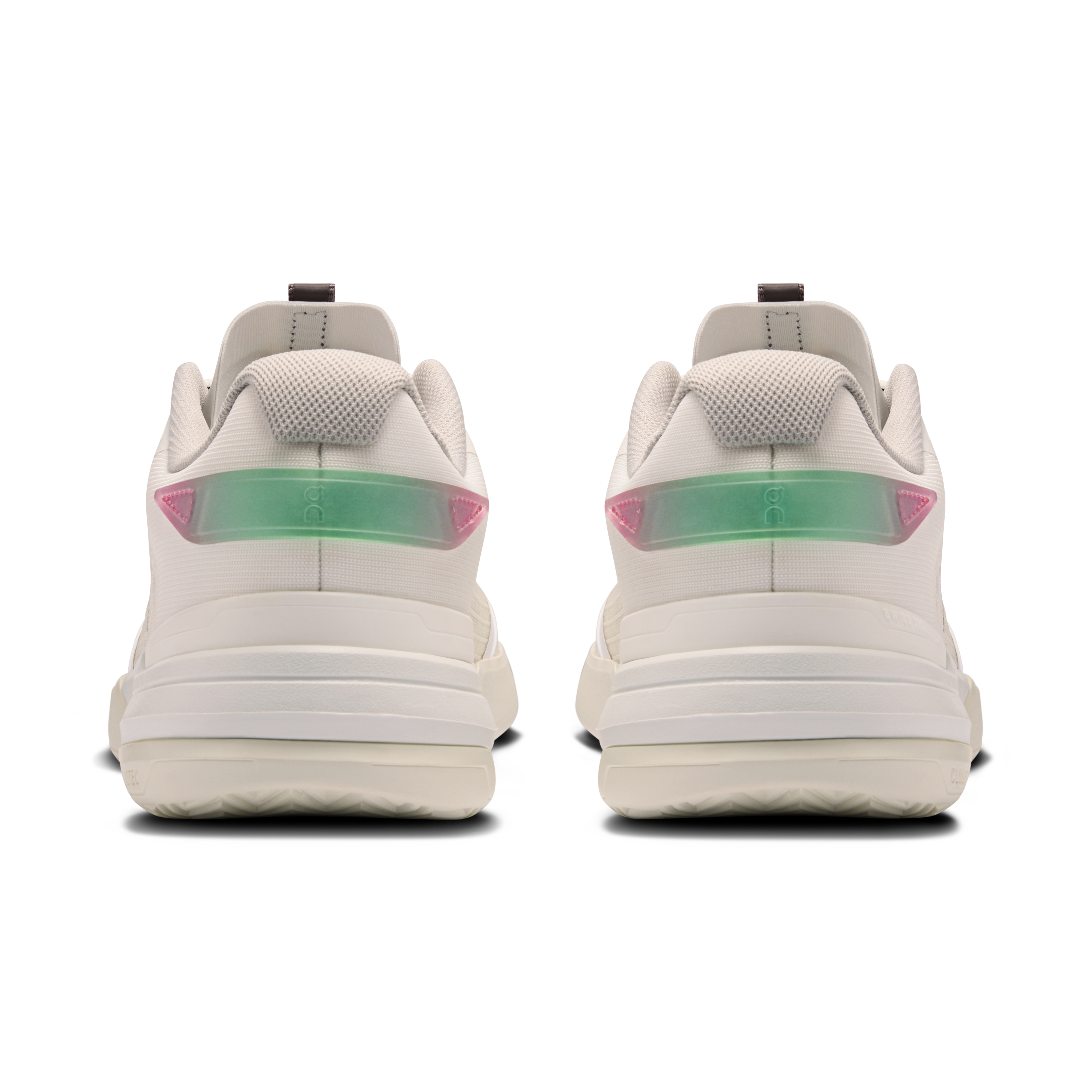 on running the roger adv z5 white ivory (women's)