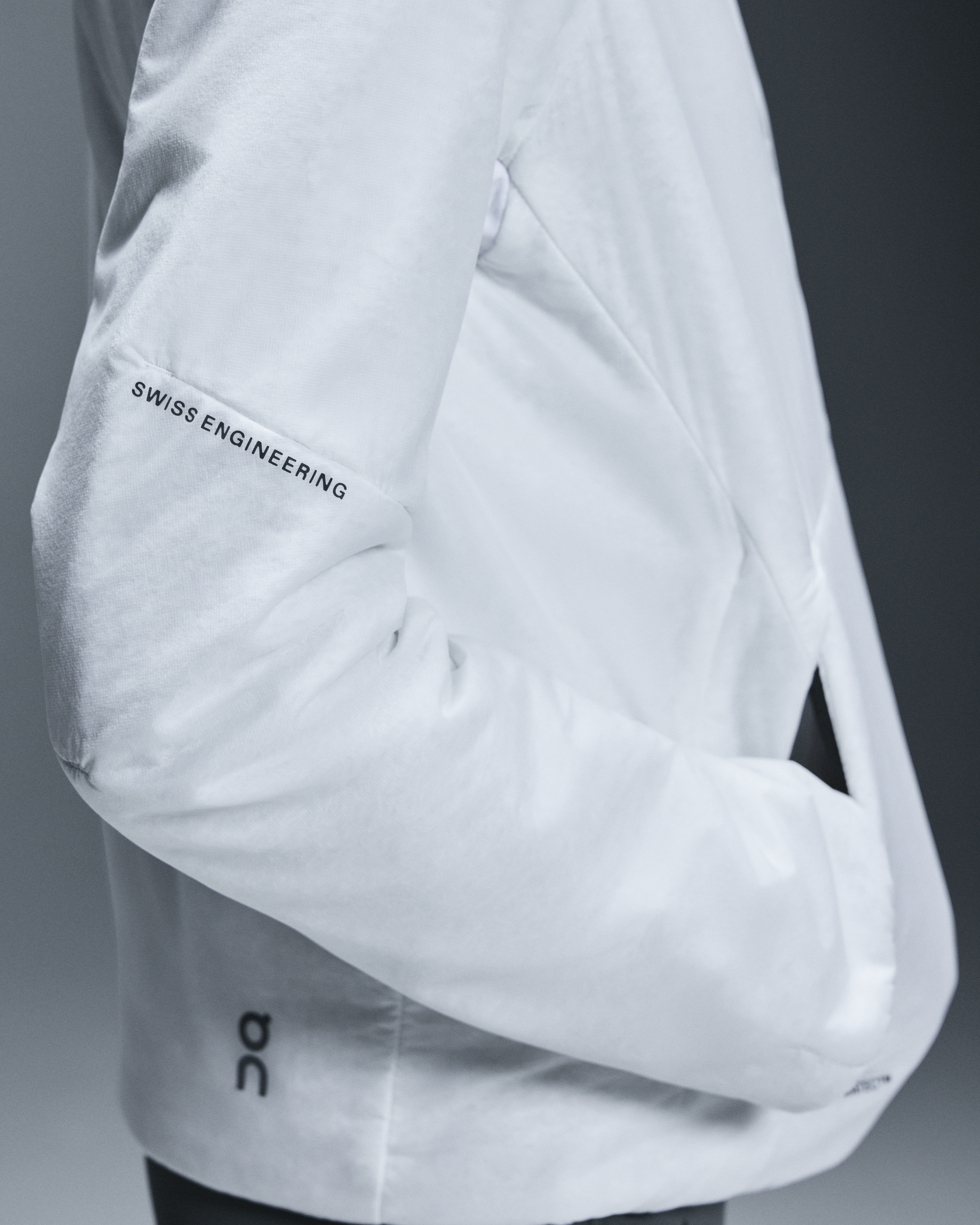 On Trek Jacket Insulated White (Women'S)