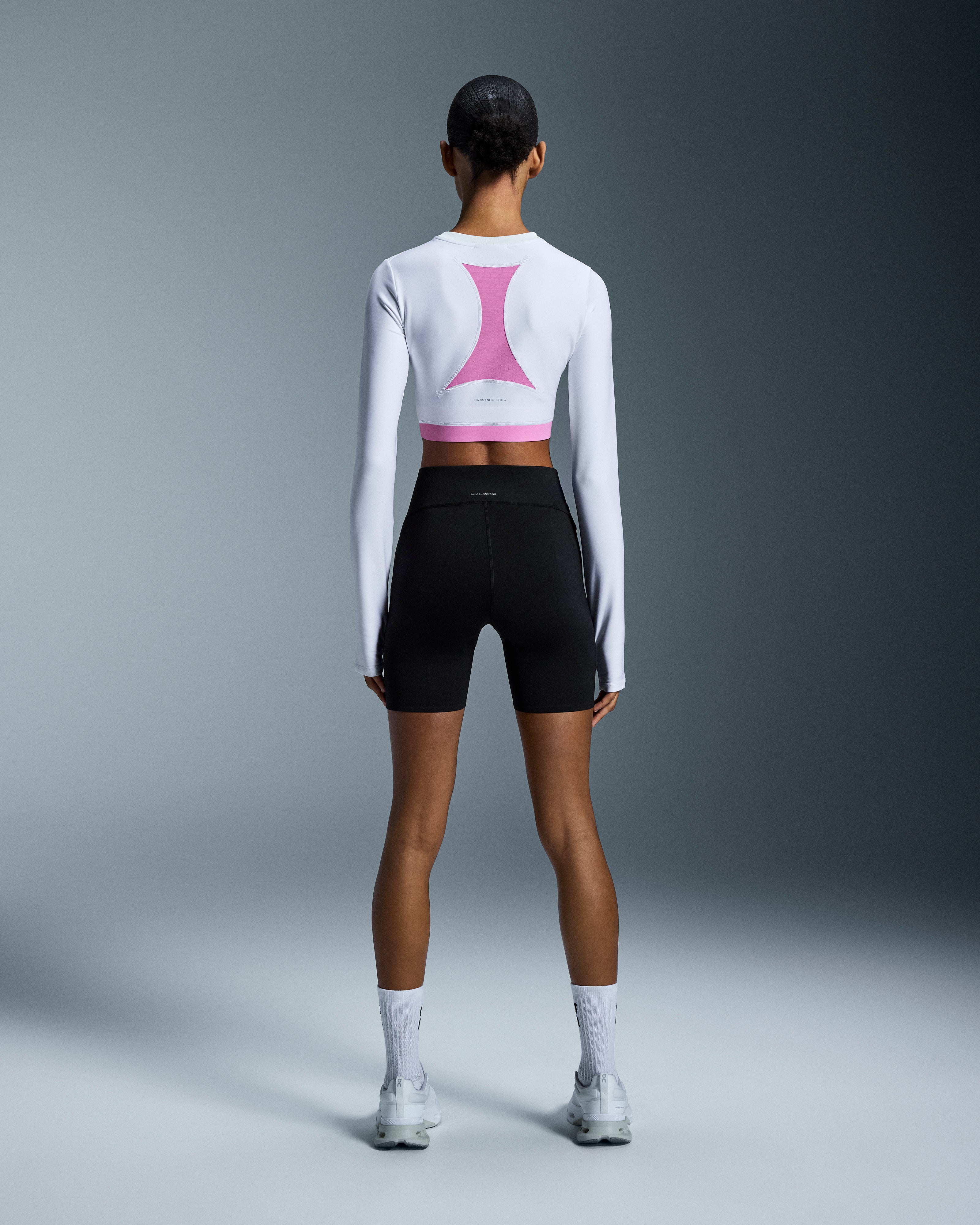 on train long sleeve crop White (Women's)