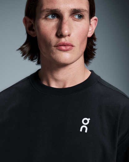 On Club Long-T Black