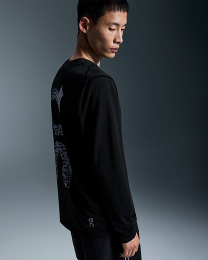on train long-t graphic Black