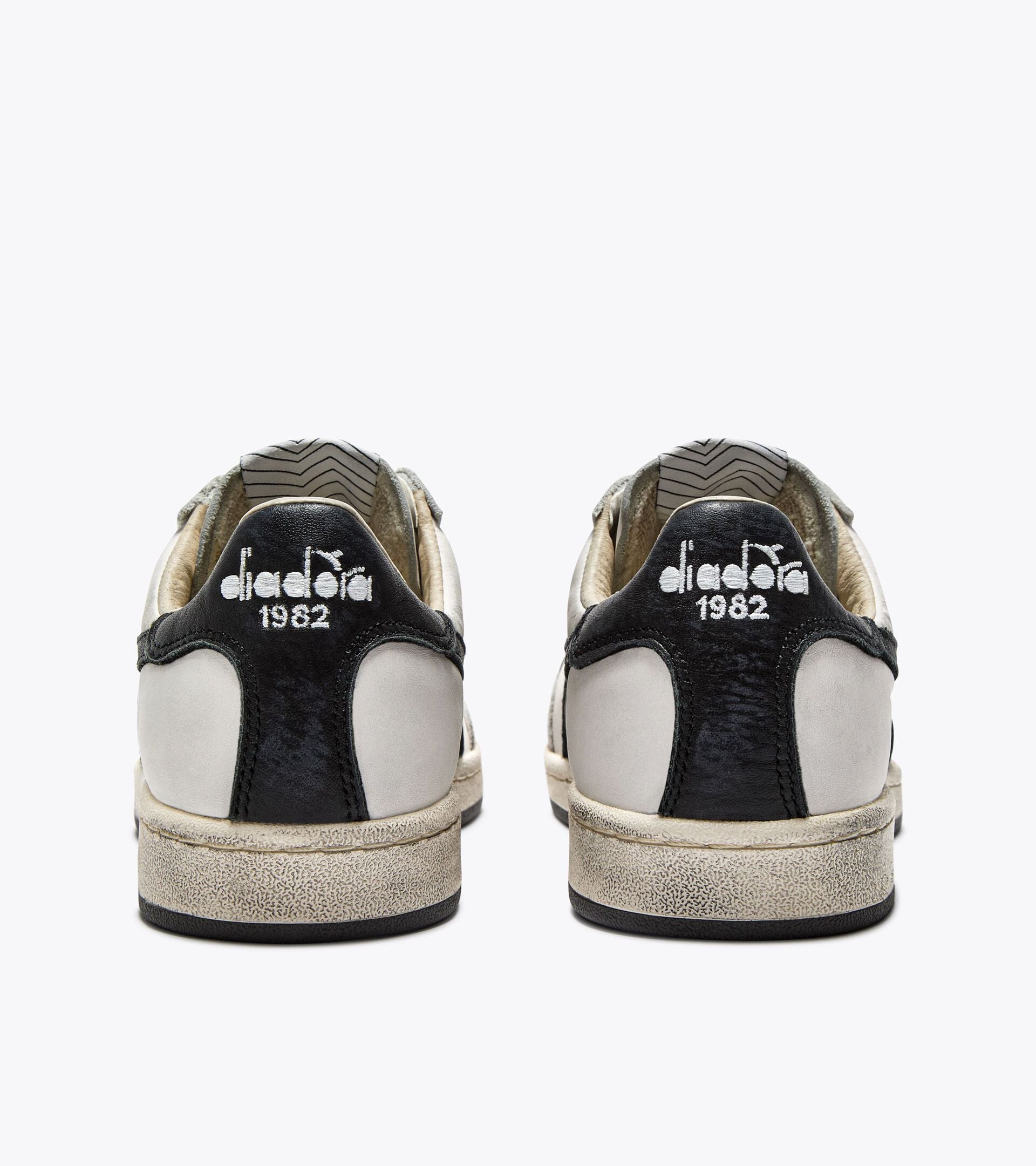 Diadora Prestige Used White/Black