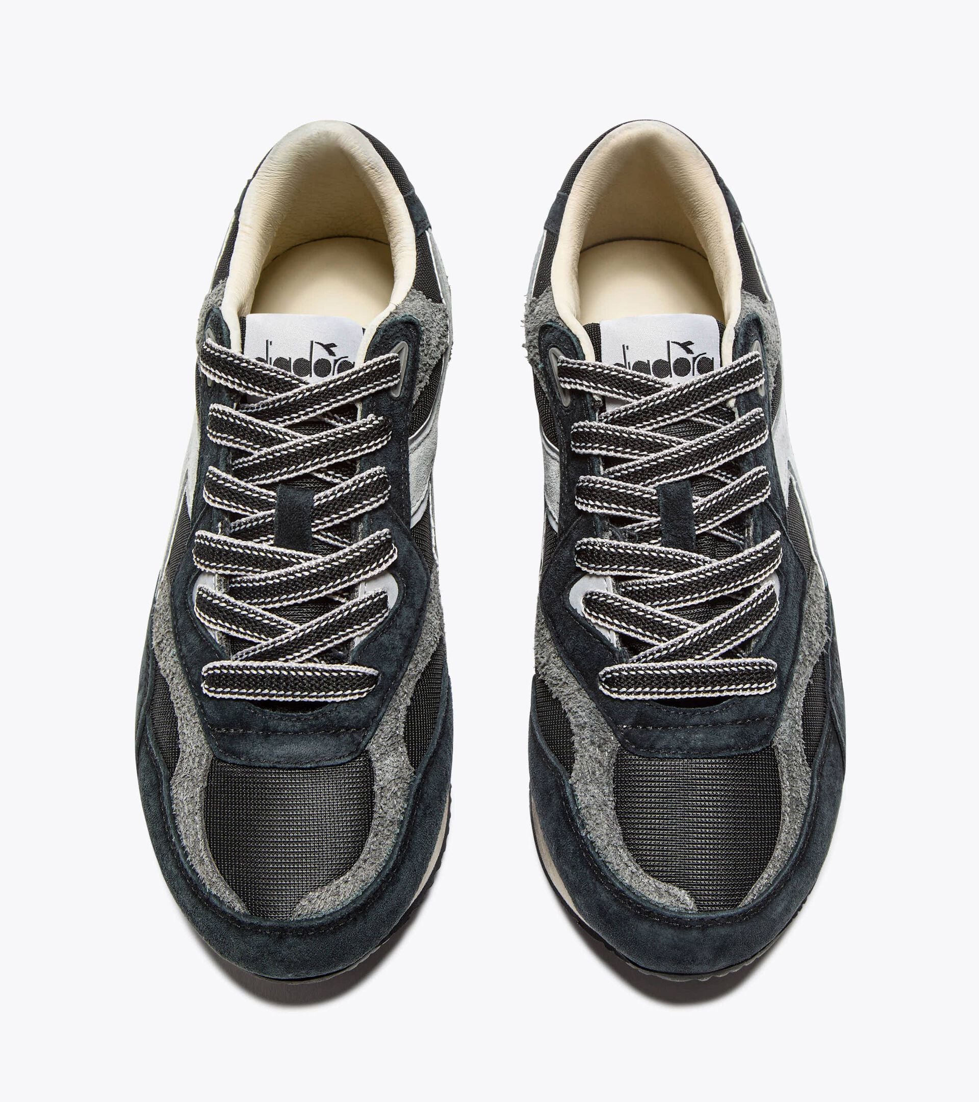 Diadora Equipe Revenge Used Black