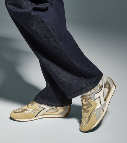 Diadora Equipe Revenge Wn Pale Gold