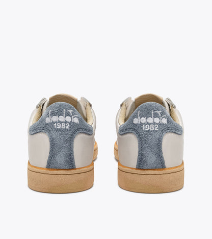 Diadora Prestige Plain Used Flint Stone
