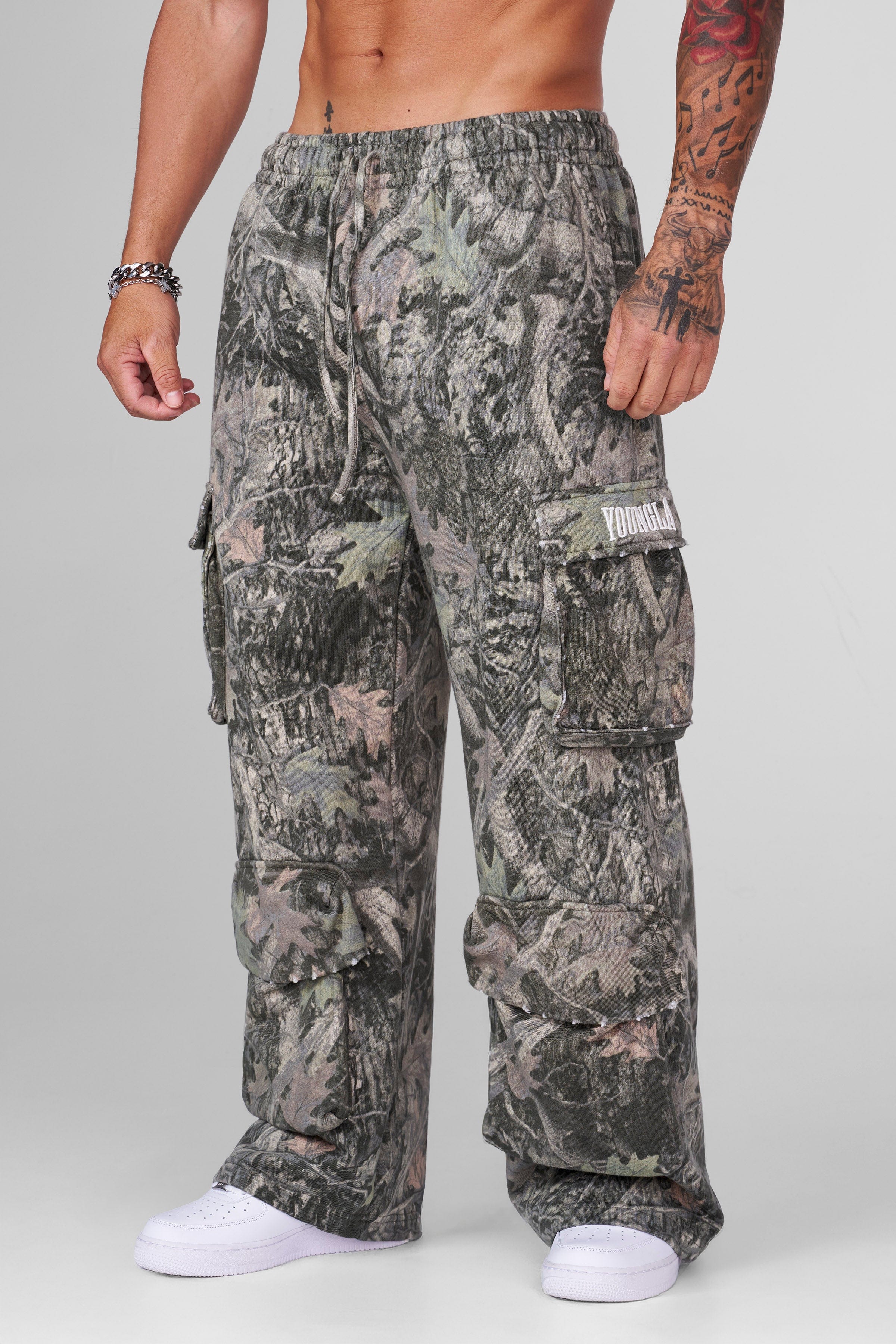 YoungLA 2033 - Heritage Cargo Sweats Green Tree Camo