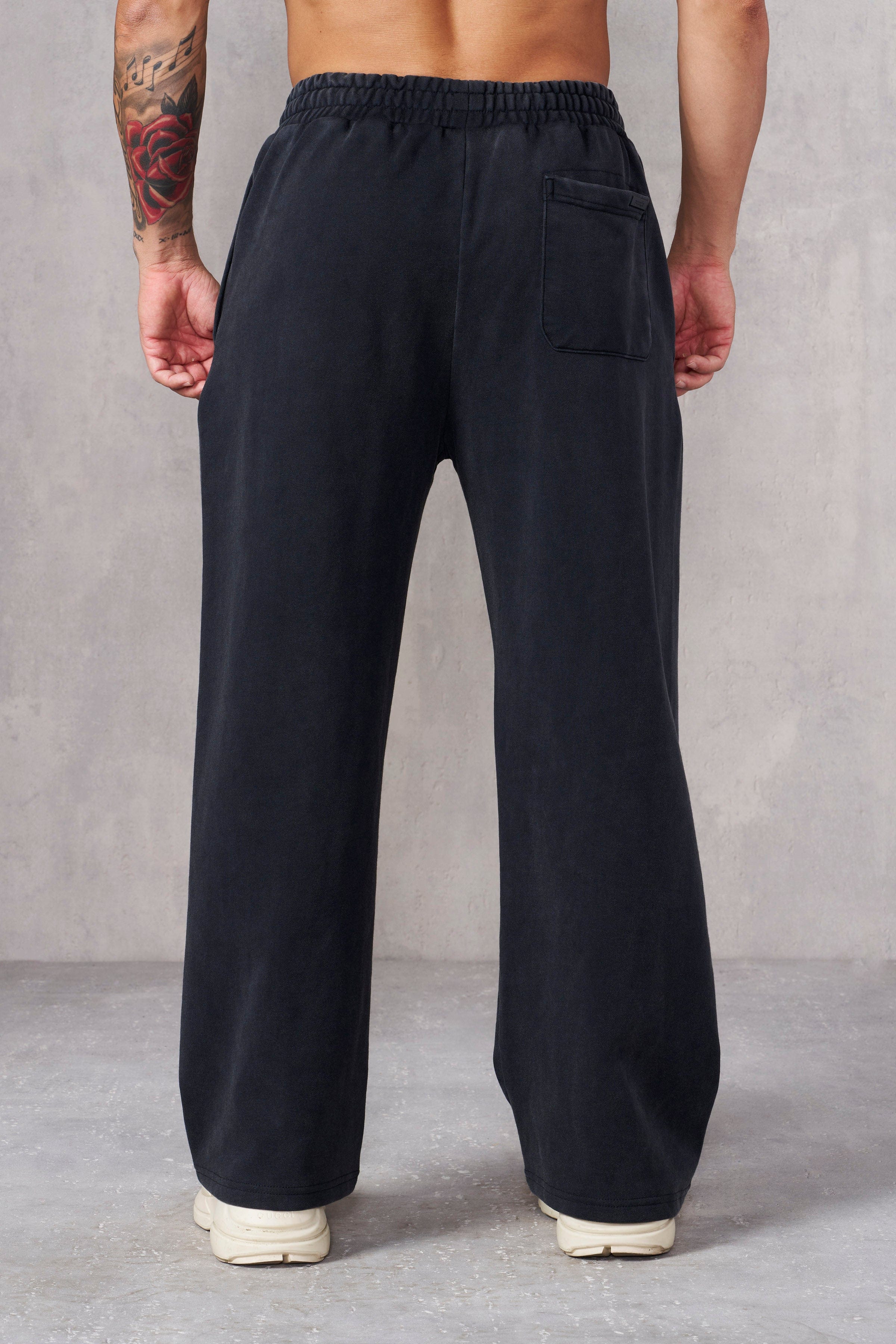 YoungLA 2111 - Classic Baggy Sweats Black Wash