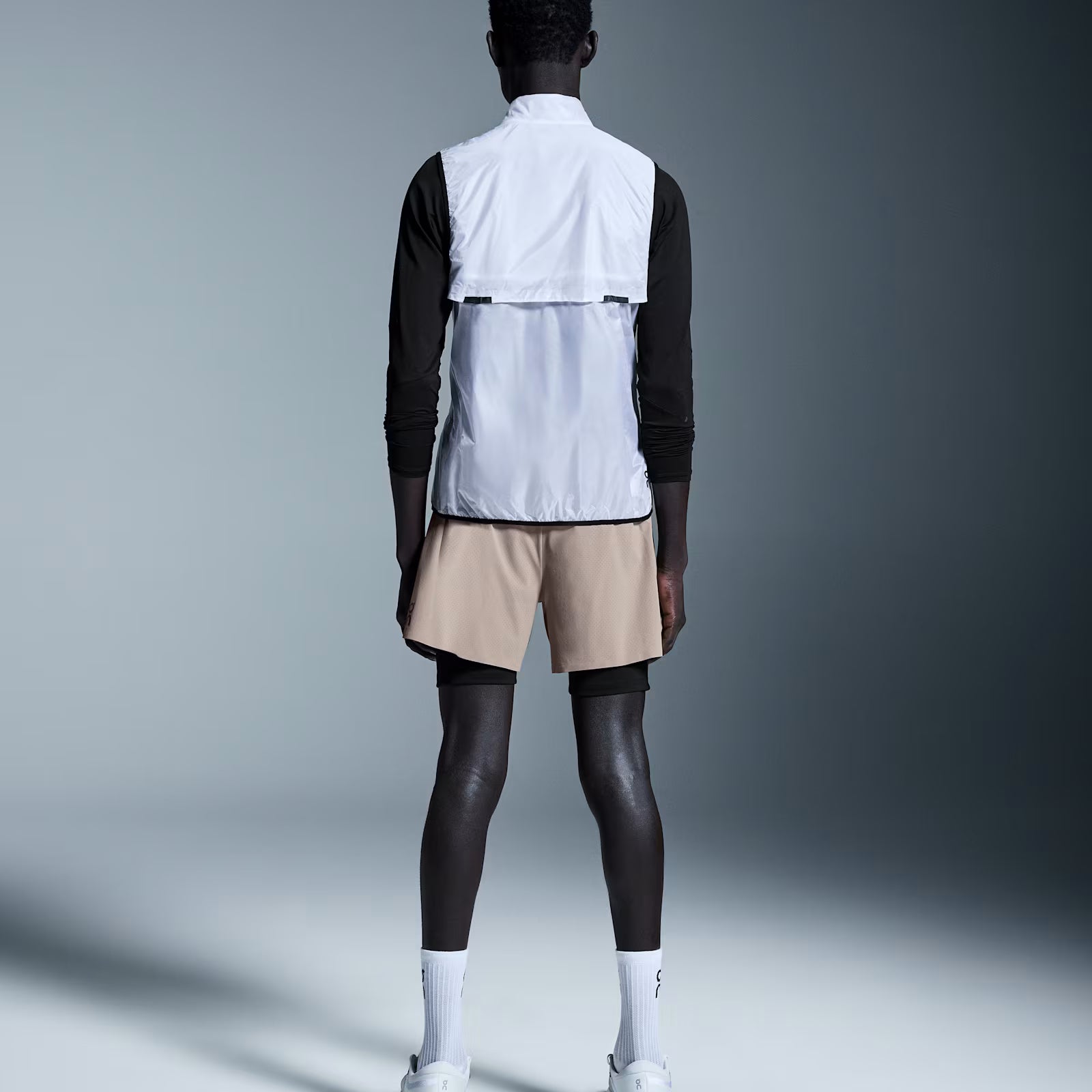 On 5" Performance 2/1 Shorts Cinder | Black