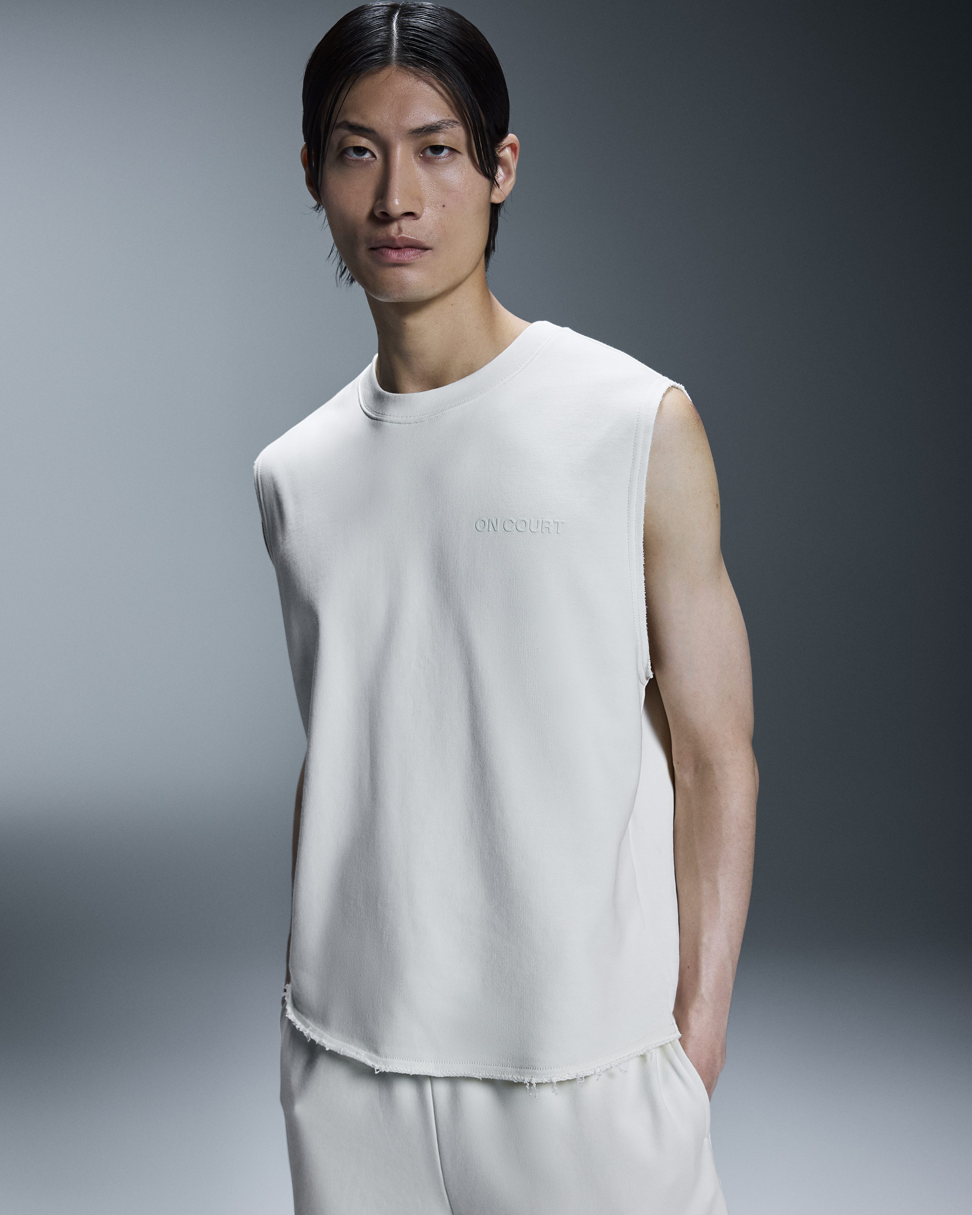 on open club crew crop White