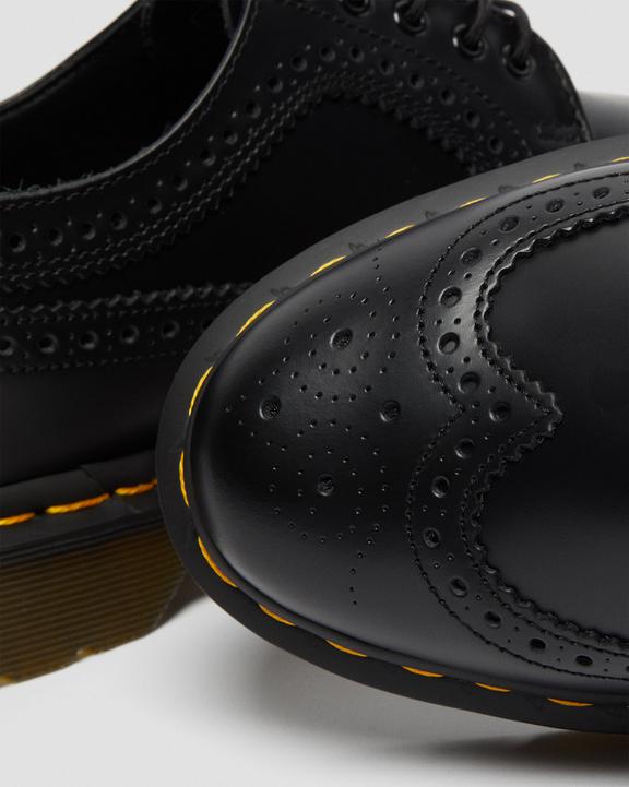 Dr. Martens 3989 Yellow Stitch Smooth Leather Brogue Shoes Black - Womens