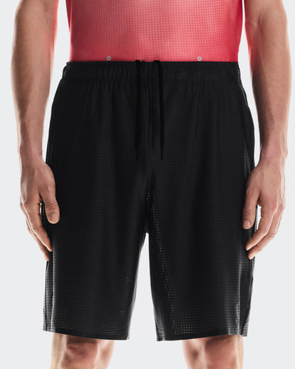 On Pace Mesh Shorts Black