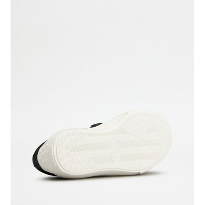 Tods Kate Slip-Ons In Leather Black Womens