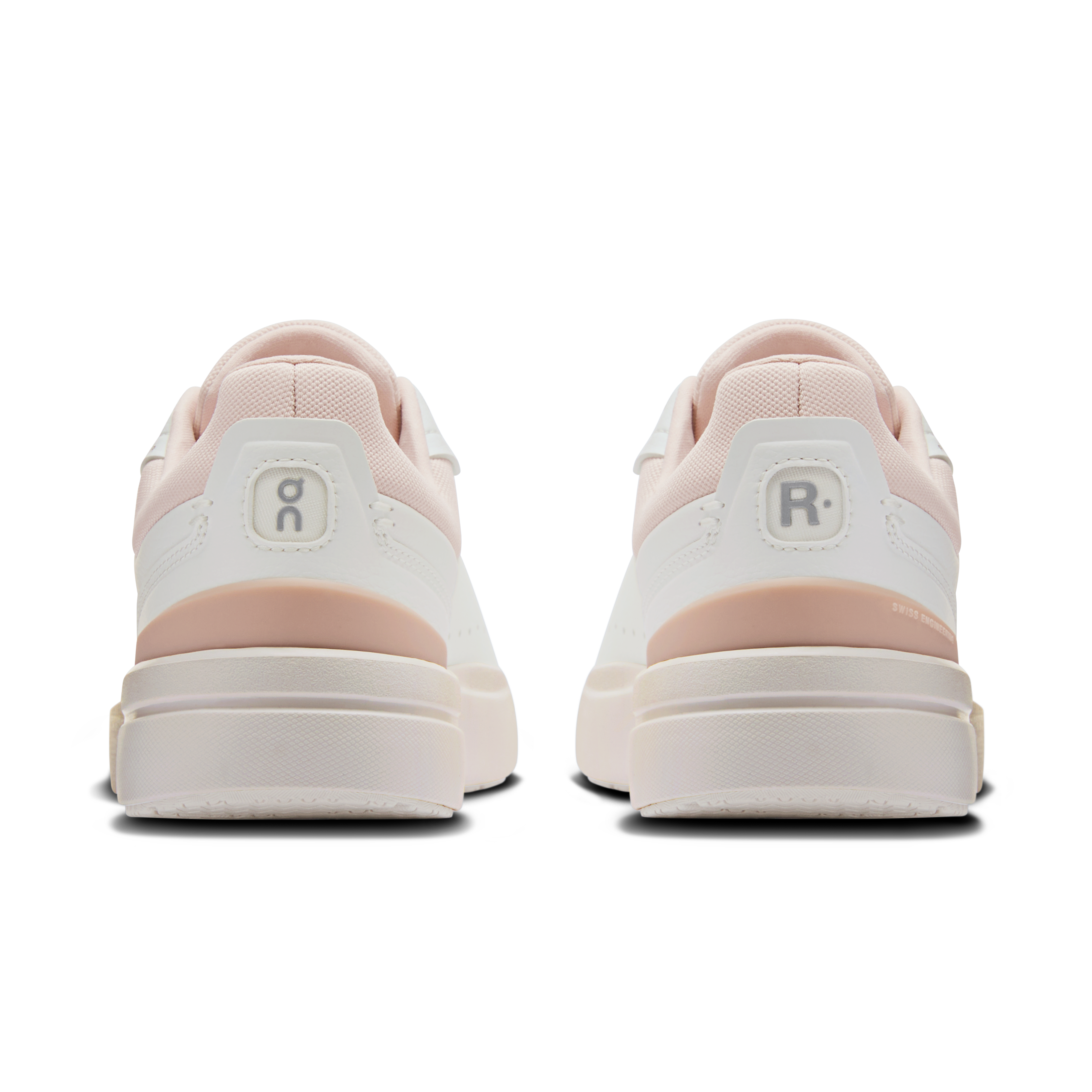on running the roger advantage white rosehip (women's)