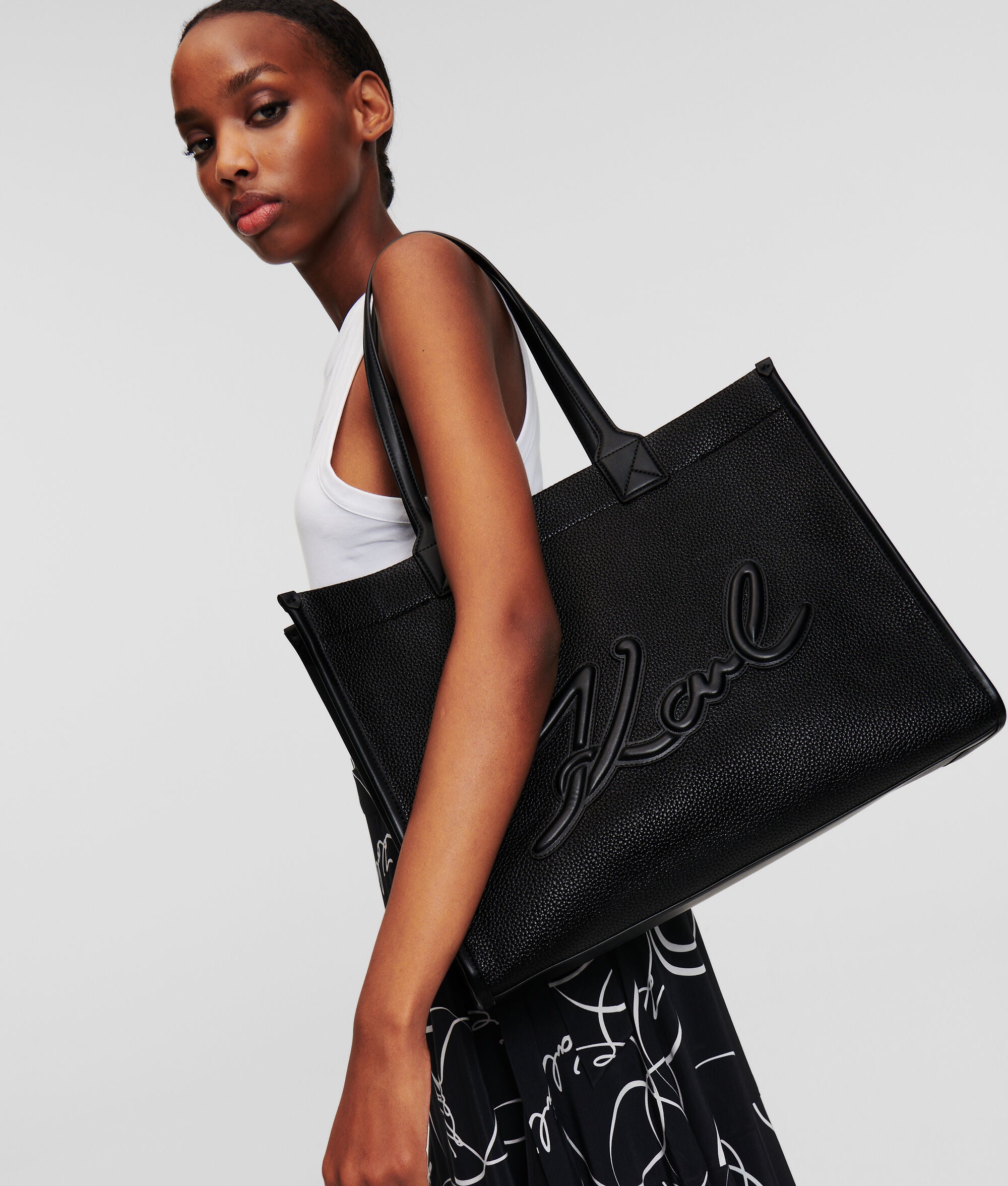 K/Skuare Grainy Large Tote Bag Black Black