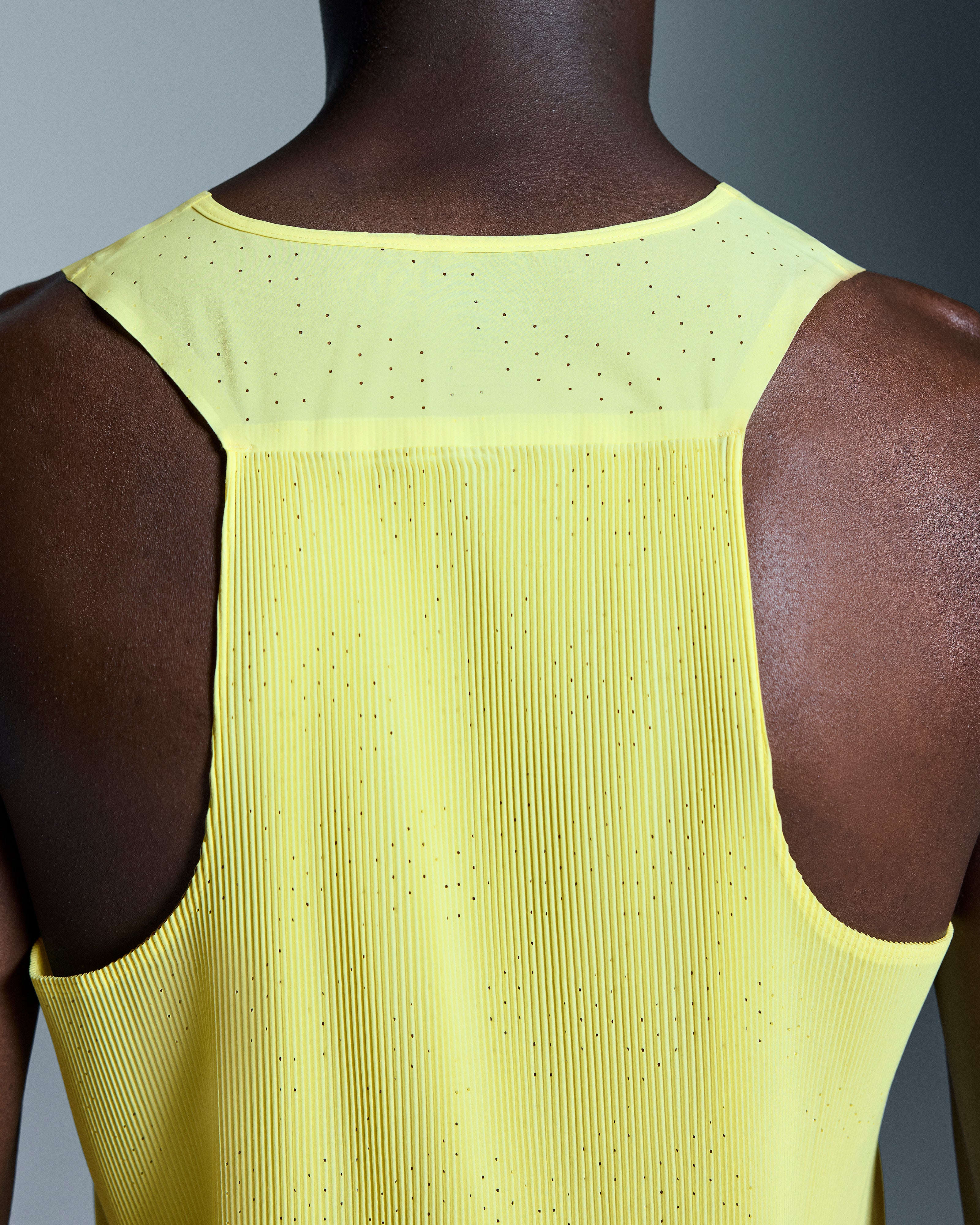 On Race Singlet Limelight