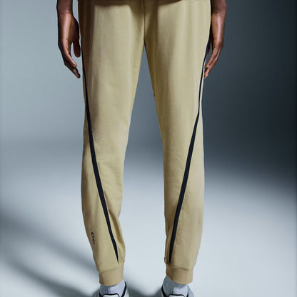 On Studio Joggers Caper
