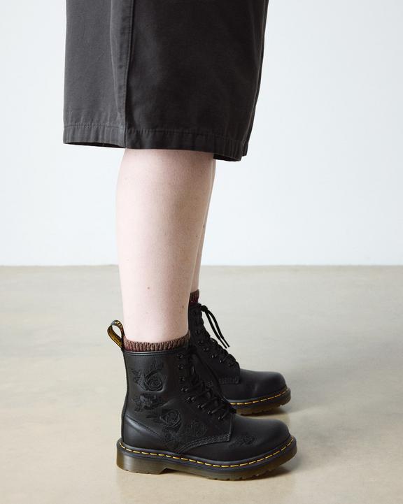 Dr Martens 1460 Vonda Mono Women'S Floral Boots - Black