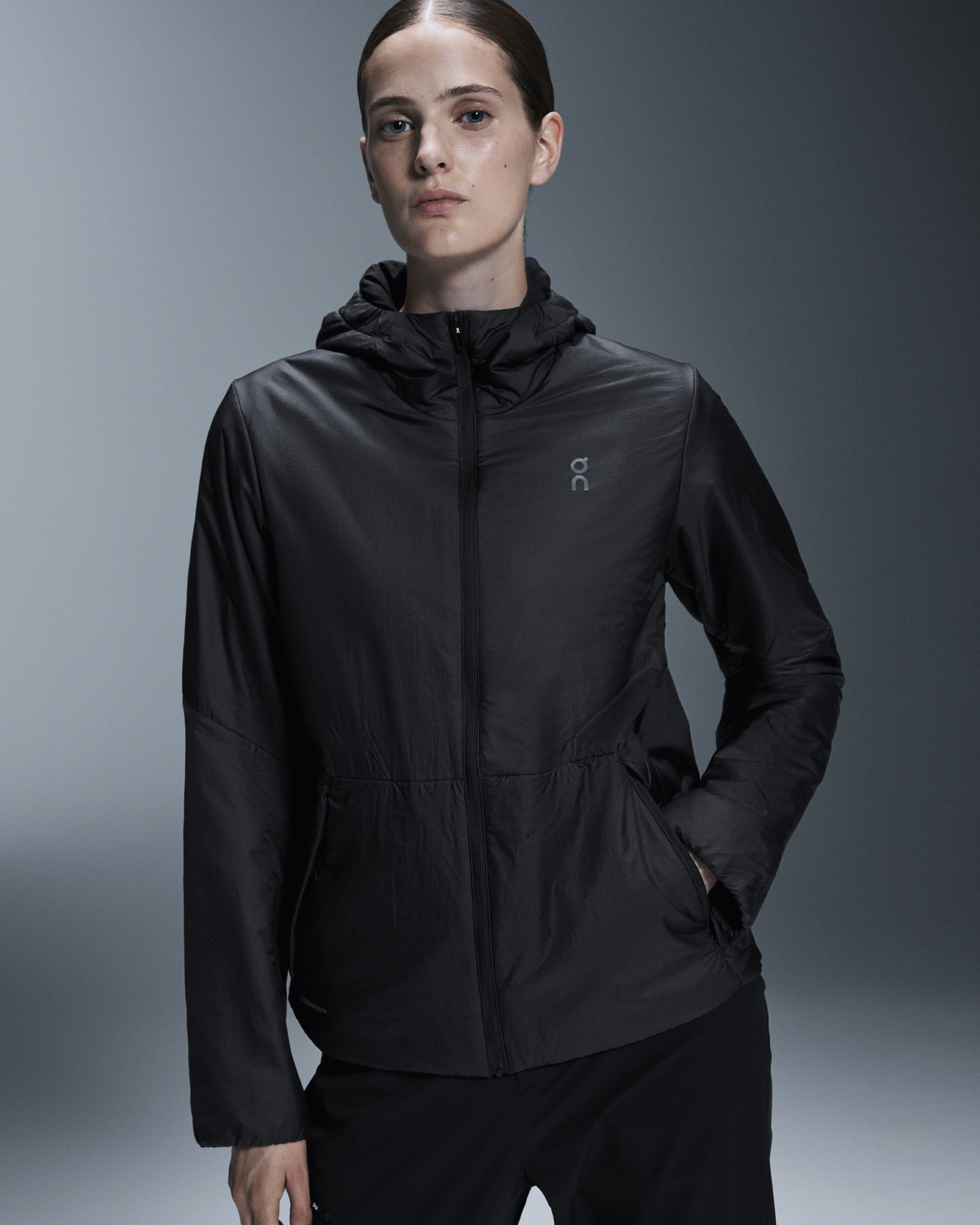 On Trek Jacket Insulated Black (Women's)