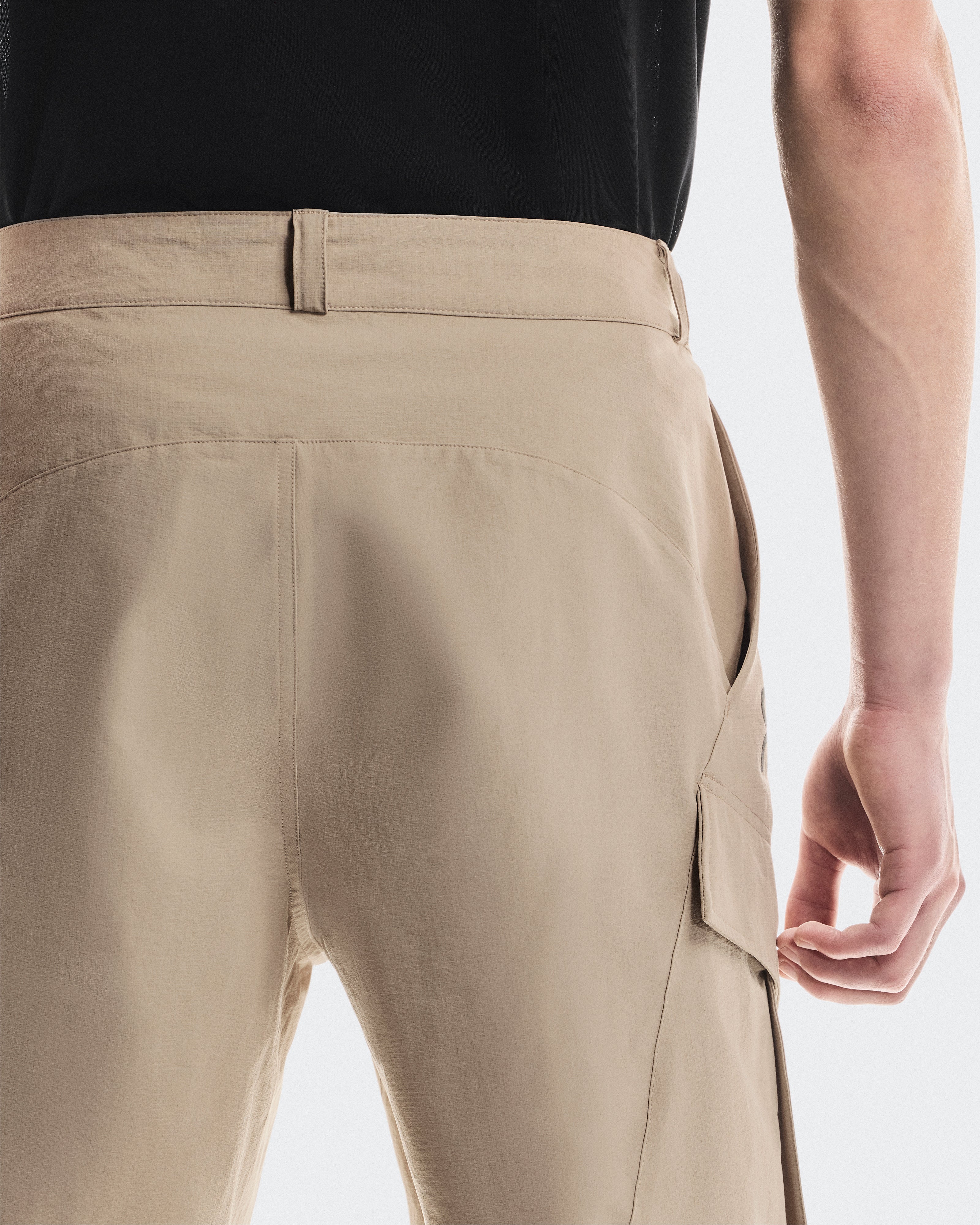 On Trek Pants Desert