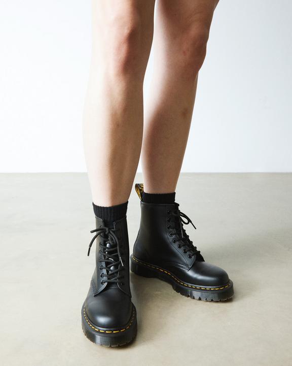 1460 Bex Smooth Leather Lace Up Boots - Black - Mens