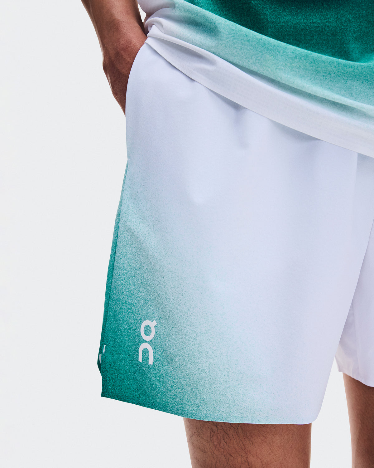 On 5" Court Shorts Swing White | Neem