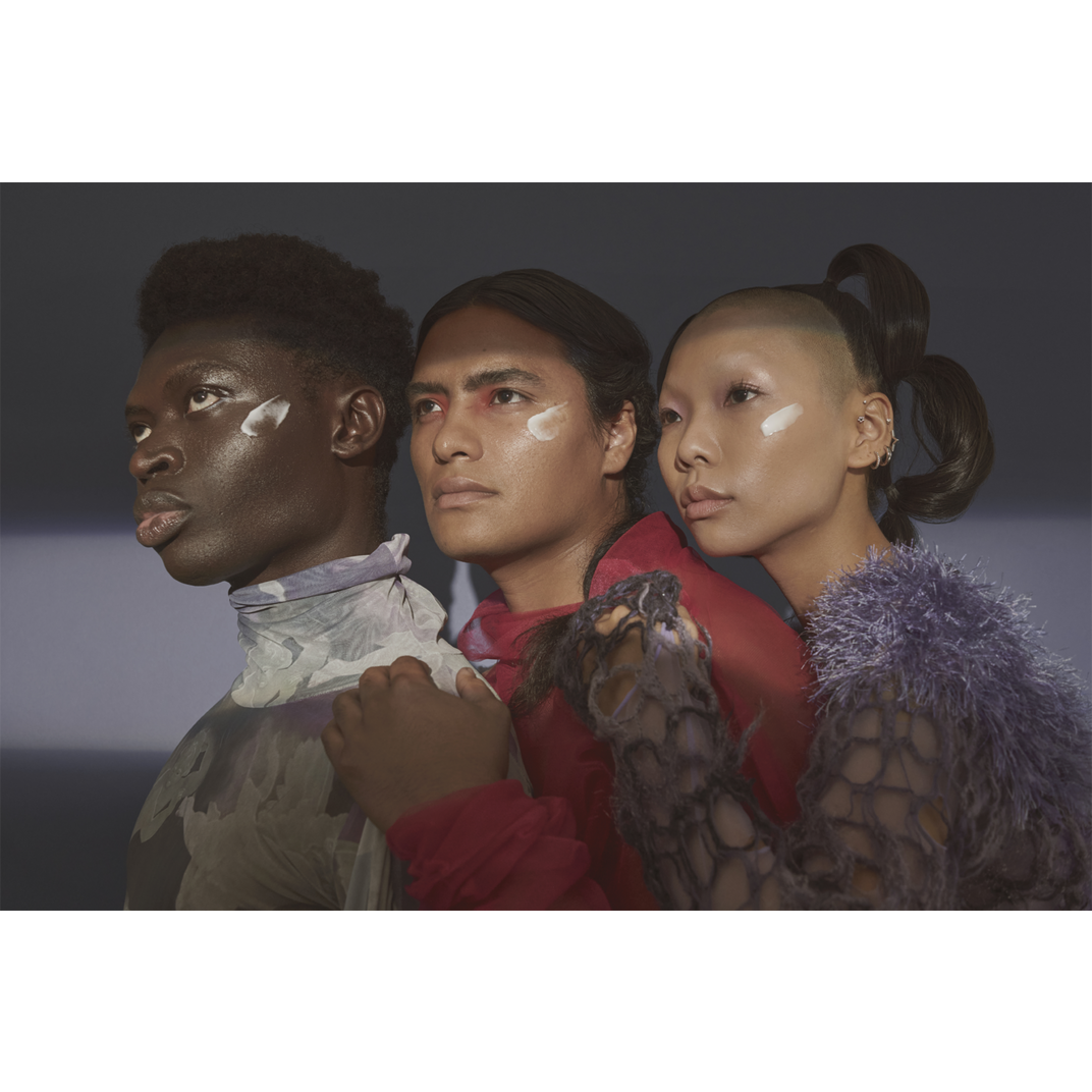 good light Order of the Eclipse Hyaluronic Cream