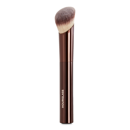 HOURGLASS Ambient Soft Glow Foundation Brush