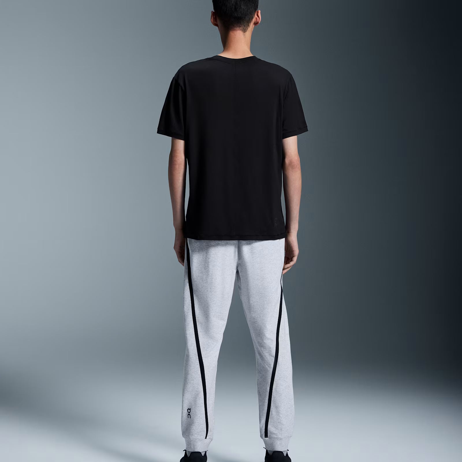 On Studio Joggers Crater
