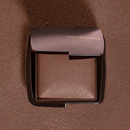 HOURGLASS Ambient Lighting Powder