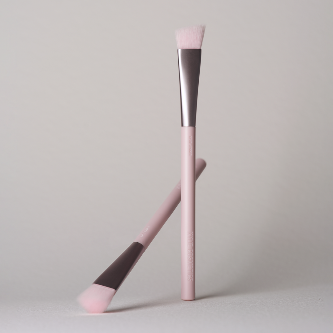 KYLIE COSMETICS Concealer Brush