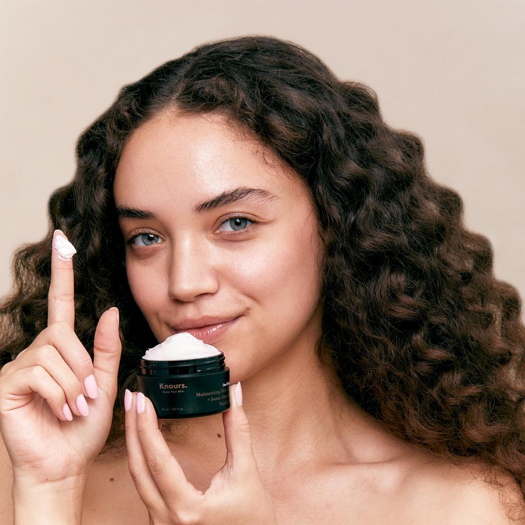 Knours. Moisturizing Shea Butter + Sweet Almond Oil Youth Cream