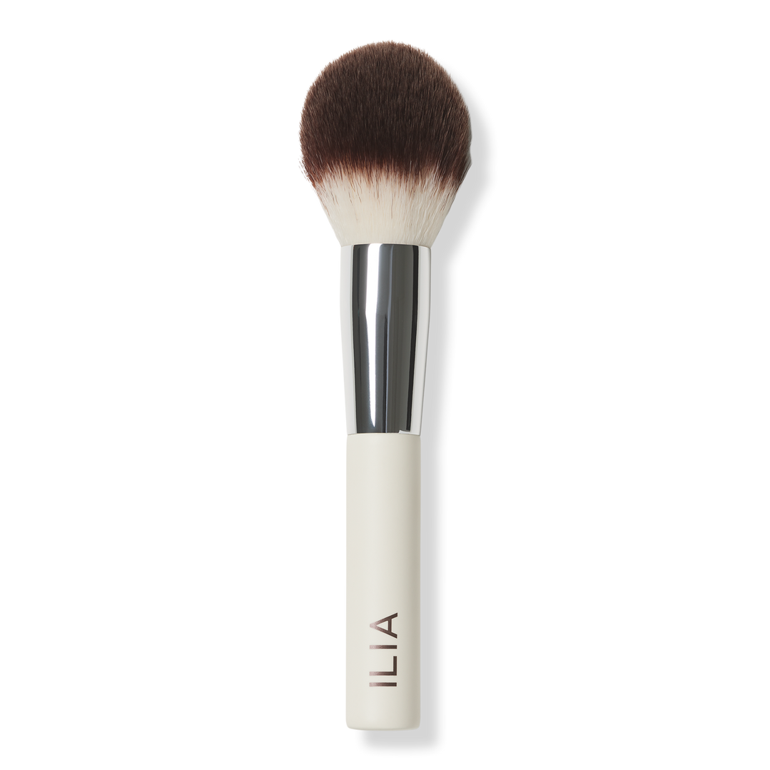 ILIA Finishing Powder Brush with Synthetic Bristles