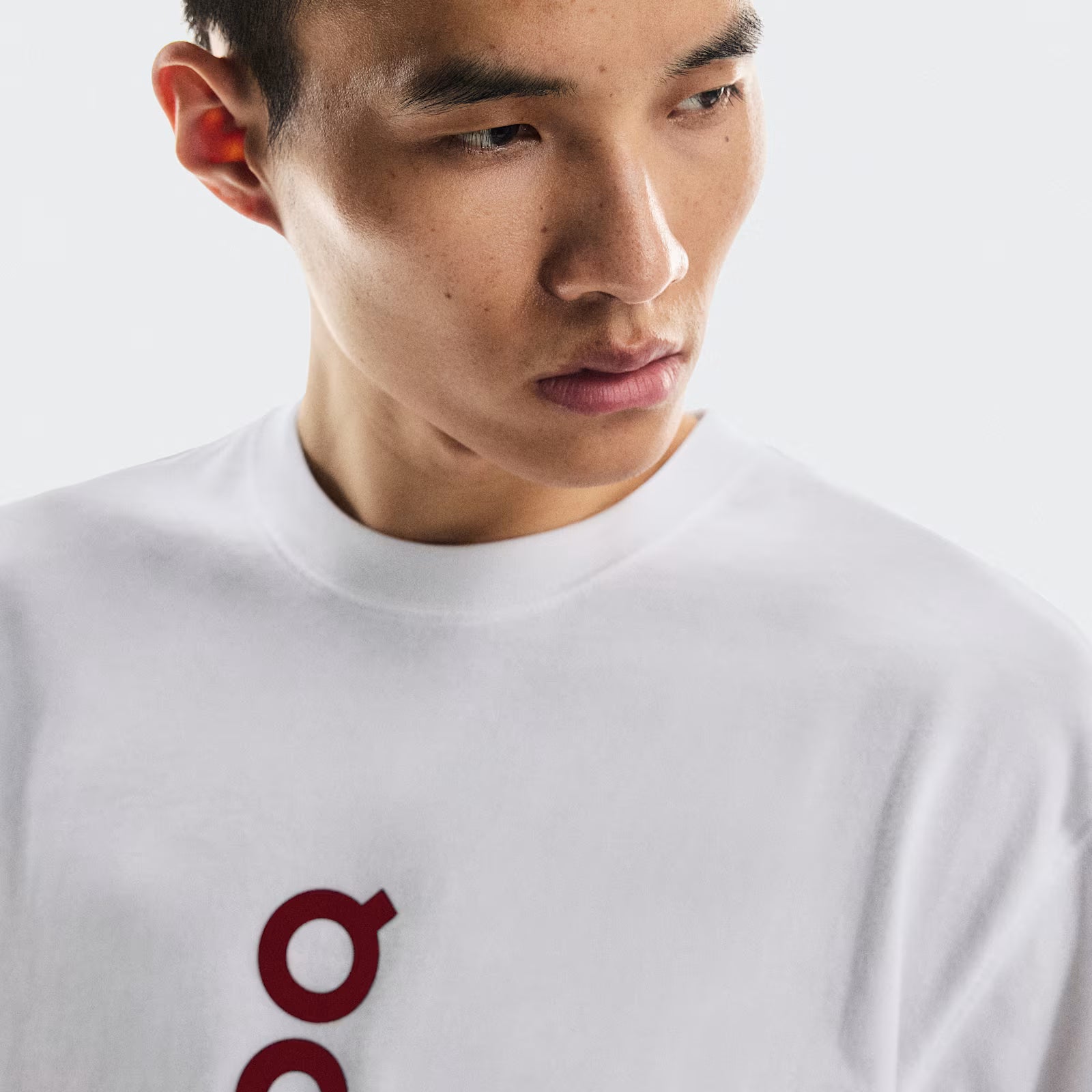On Club-T White