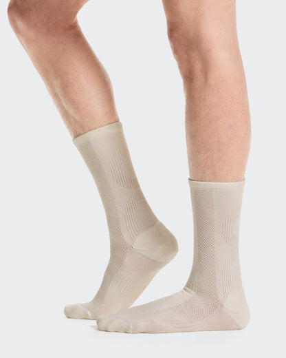 On Hybrid Sock High 2P Ivory